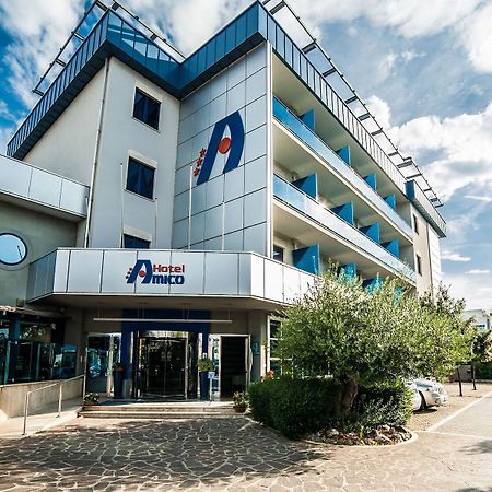 צ'יטה סנט'אנג'לו Hotel Amico מראה חיצוני תמונה