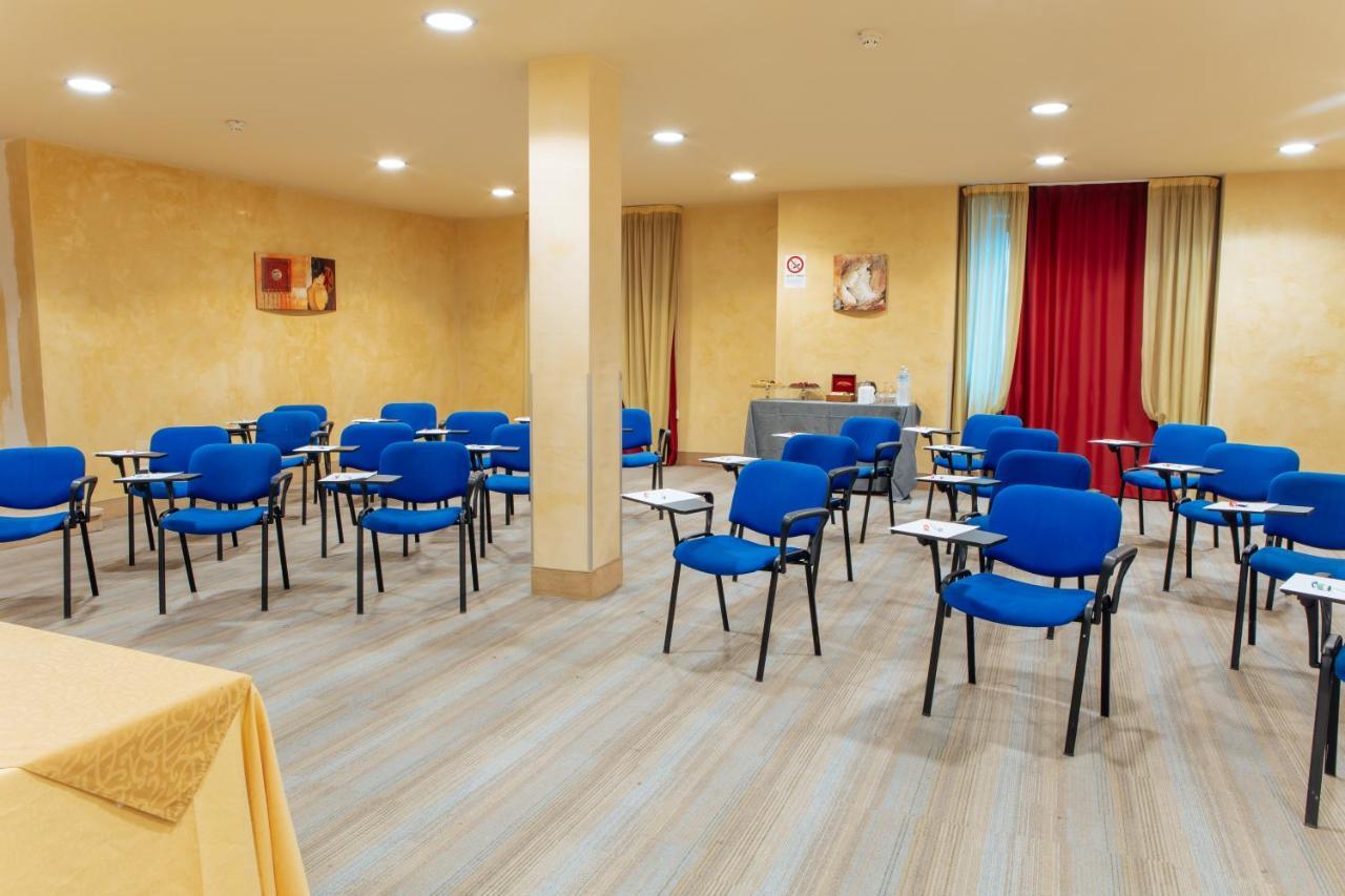 צ'יטה סנט'אנג'לו Hotel Amico מראה חיצוני תמונה